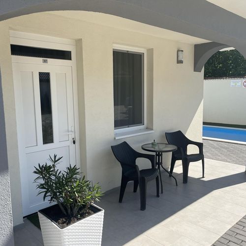 Apartament cu baie cu bucătărie proprie cu 2 camere pentru 3 pers.