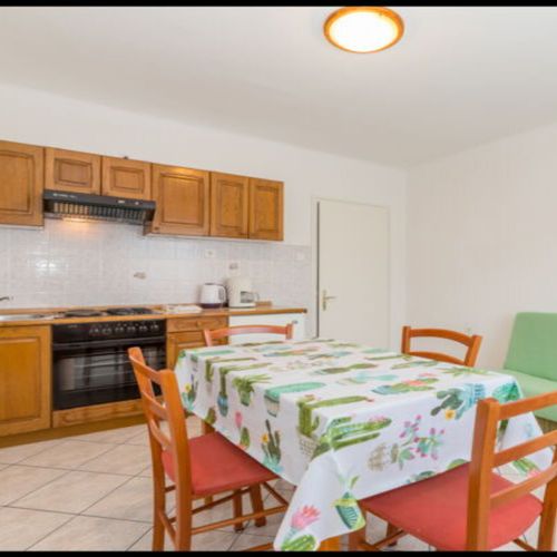 Apartament privilege grand cu 2 camere pentru 4 pers. (se poate solicita pat suplimentar)