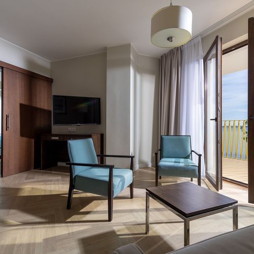 Apartament 4-osobowy z tarasem z 2 pomieszczeniami sypialnianymi