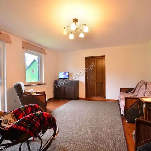 Apartament la etaj cu vedere spre munte cu 1 camera pentru 2 pers.