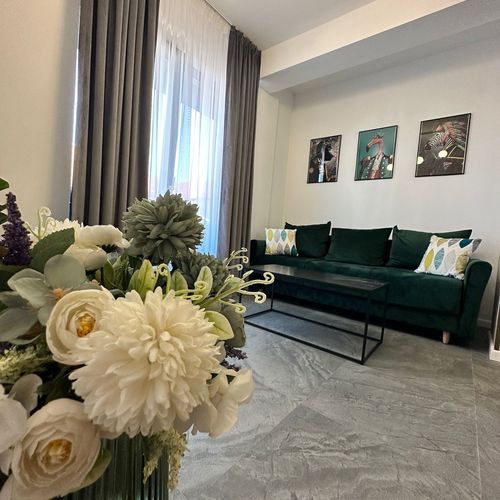 Apartament art la etaj cu 2 camere pentru 4 pers.