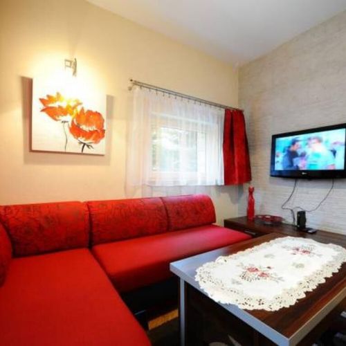 Apartament 4-osobowy na piętrze na parterze z 2 pomieszczeniami sypialnianymi (możliwa dostawka)