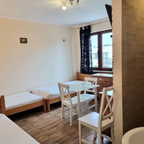 Apartament 9-osobowy z 3 pomieszczeniami sypialnianymi