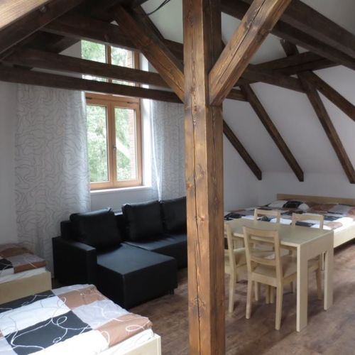 Studio Apartman se sprchou pro 5 os. s 1 ložnicí (s možností přistýlky)