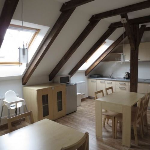 Apartman se sprchou s vlastní kuchyňkou pro 8 os. se 3 ložnicemi