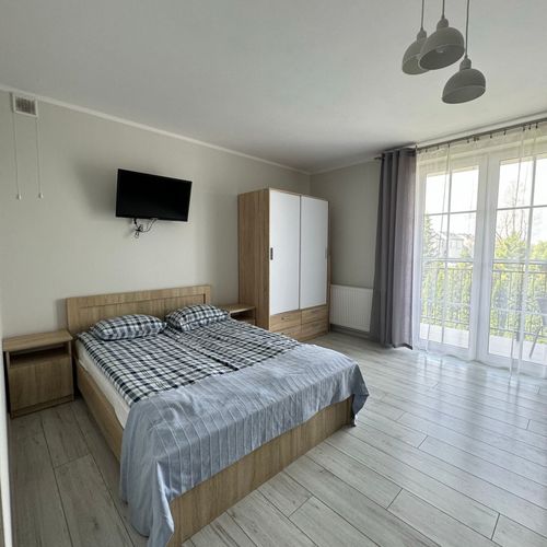 Apartament 4-osobowy z 1 pomieszczeniem sypialnianym (możliwa dostawka)