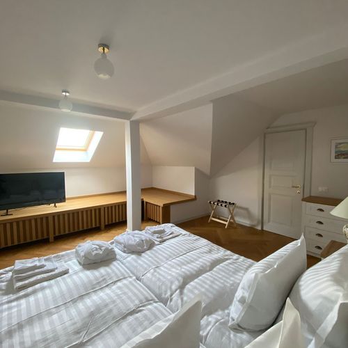 Manzárd Family Apartman pro 4 os. se 2 ložnicemi