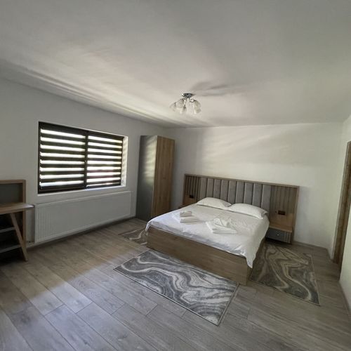 Apartament 6-osobowy na parterze z widokiem na las z 3 pomieszczeniami sypialnianymi