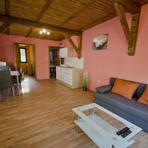 Apartament cu 2 camere pentru 4 pers.