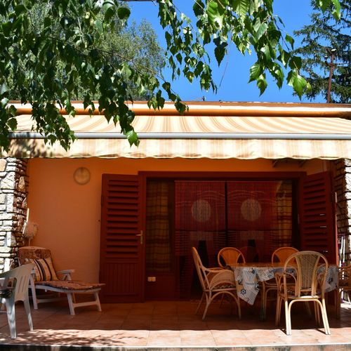 Casă de vară romantică întreaga unitate pentru 5 pers. (se inchirieaza doar integral)