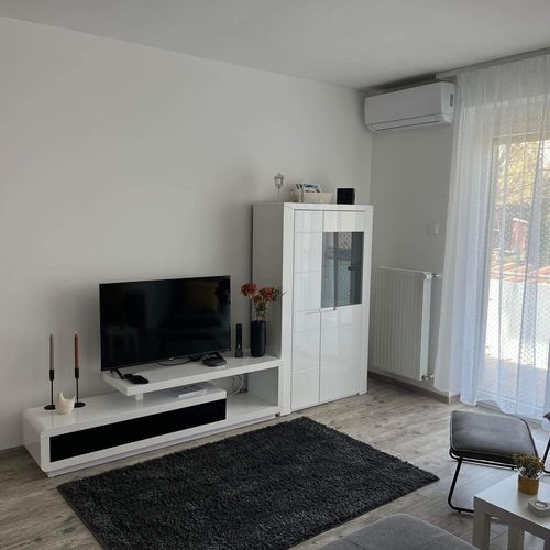 Apartament familial(ă) la parter cu 4 camere pentru 8 pers.