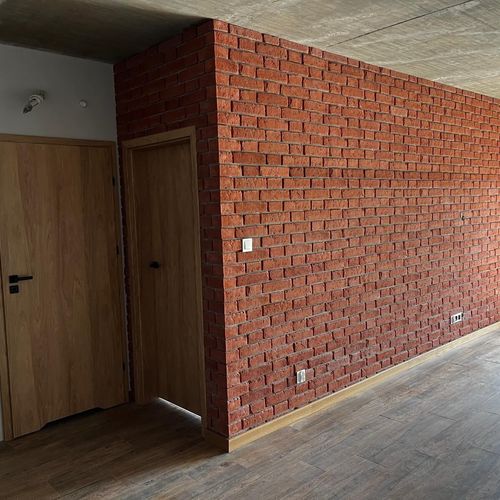 Apartament 4-osobowy z balkonem z klimatyzacją z 2 pomieszczeniami sypialnianymi