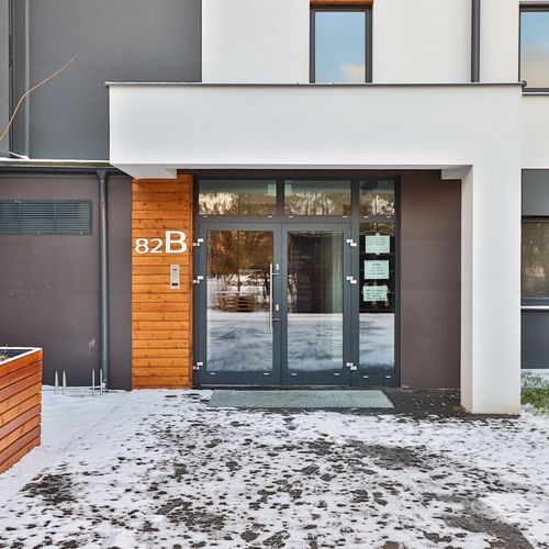 Apartament întreaga unitate cu duș cu 2 camere pentru 4 pers.