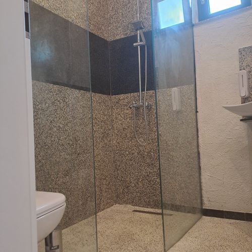 Camera dubla family cu panoramă (se poate solicita pat suplimentar)