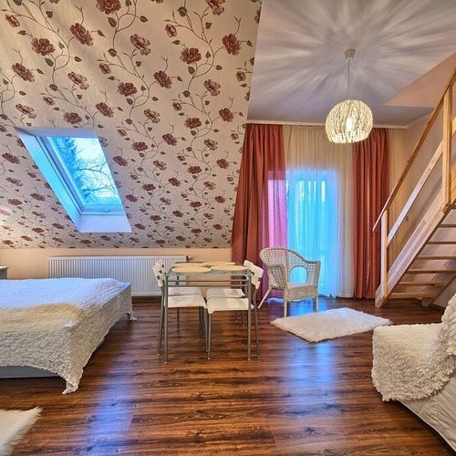 Apartament 4-osobowy z widokiem na góry z 1 pomieszczeniem sypialnianym (możliwa dostawka)