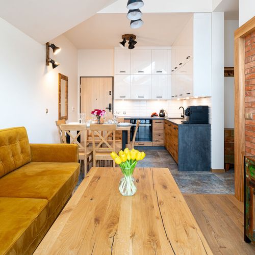 Apartament 6-osobowy z balkonem z prysznicem z 3 pomieszczeniami sypialnianymi