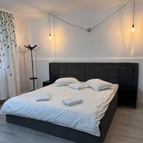 Casă de vacanță pentru 10 pers. (se inchirieaza doar integral)