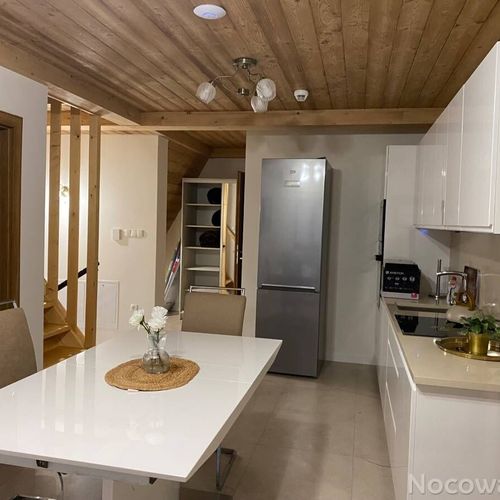 Apartament 7-osobowy z klimatyzacją z 3 pomieszczeniami sypialnianymi