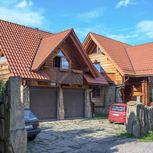 Apartament 12-osobowy z 4 pomieszczeniami sypialnianymi