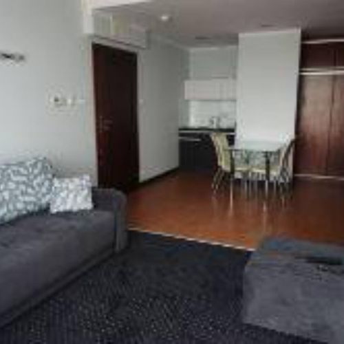 Apartament 4-osobowy na piętrze z widokiem na jezioro z 2 pomieszczeniami sypialnianymi (możliwa dostawka)