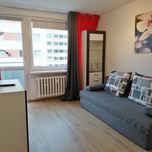 Apartament 6-osobowy na piętrze z widokiem na morze z 3 pomieszczeniami sypialnianymi