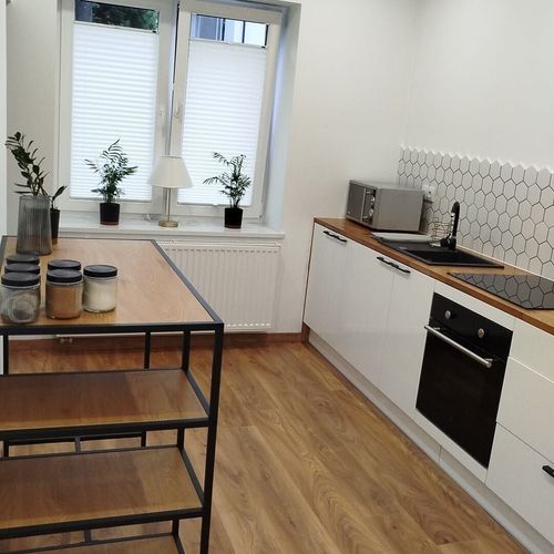 Apartament pentru 4 pers. (se inchirieaza doar integral)