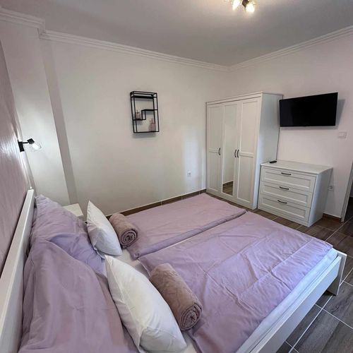 Casă de vacanță exclusive familial(ă) pentru 4 pers. (se inchirieaza doar integral)