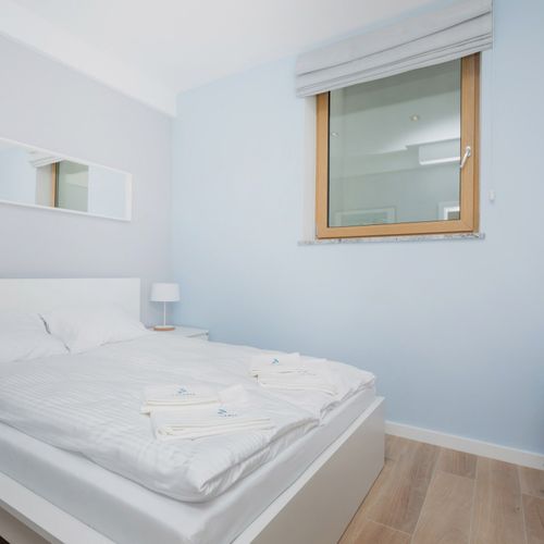 Cały dom 4-osobowy tV z płaskim ekranem z widokiem na rzekę