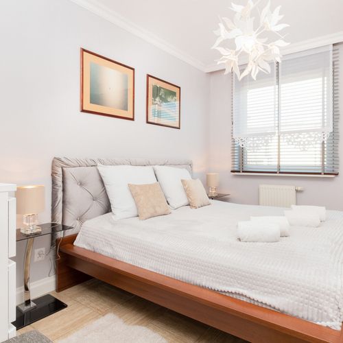 Apartament întreaga unitate cu duș cu 3 camere pentru 6 pers.