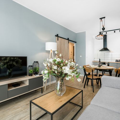 Apartament întreaga unitate cu duș cu 2 camere pentru 4 pers.