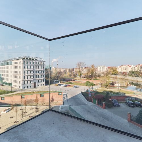 Cały dom 2-osobowy z prysznicem z widokiem na rzekę