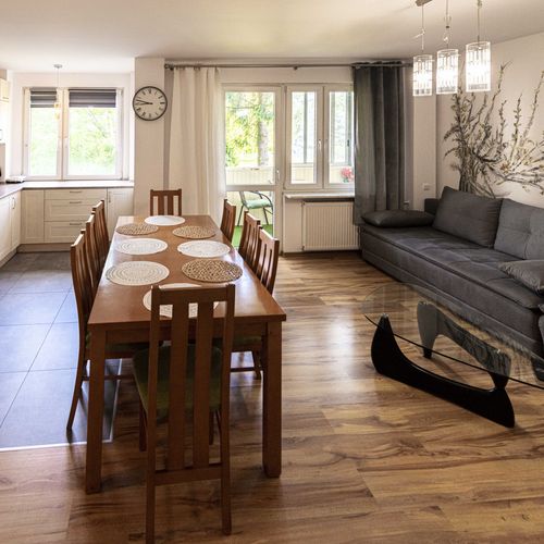 Apartman se sprchou pro 8 os. se 3 ložnicemi celý Dům