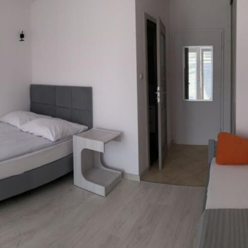 Pokój 3-osobowy na piętrze z prysznicem