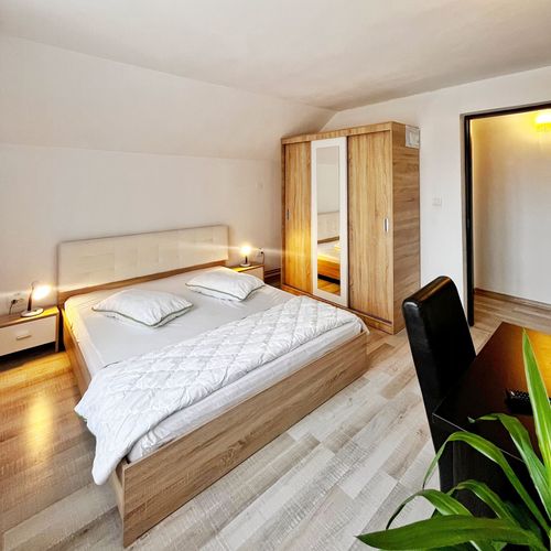 Casă de vacanță pentru 6 pers. (se inchirieaza doar integral) (se poate solicita pat suplimentar)