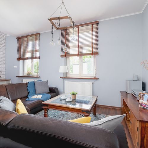 Apartament 5-osobowy z prysznicem cały dom z 2 pomieszczeniami sypialnianymi