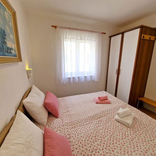 Art Premium Apartman s manželskou postelí s 1 ložnicí (s možností přistýlky)
