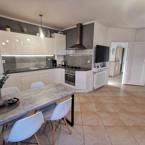 Apartament 4-osobowy Przyjazny podróżom rodzinnym z tarasem z 2 pomieszczeniami sypialnianymi