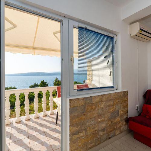 Apartament pentru 5 pers. (se inchirieaza doar integral)