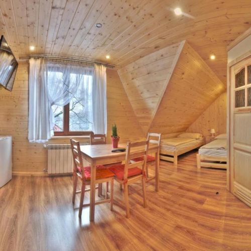 Apartament 4-osobowy 