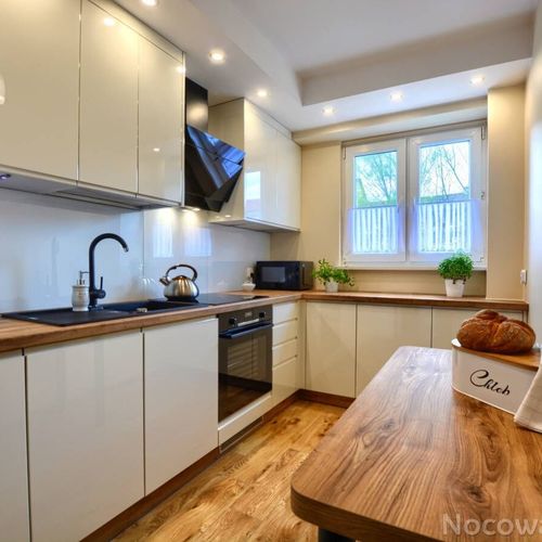 Apartament 4-osobowy z wanną z widokiem na góry z 1 pomieszczeniem sypialnianym