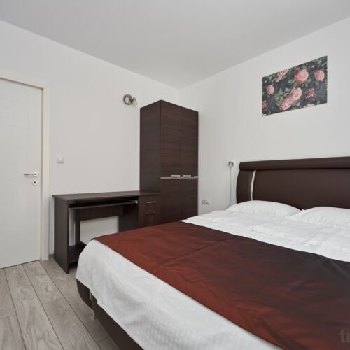 Apartament 4-osobowy na piętrze z balkonem z 2 pomieszczeniami sypialnianymi