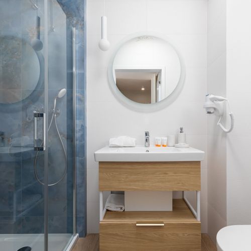 Apartament 4-osobowy z prysznicem cały dom z 2 pomieszczeniami sypialnianymi