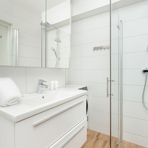 Apartament 6-osobowy z prysznicem cały dom z 3 pomieszczeniami sypialnianymi