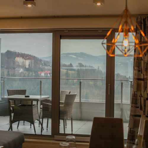 Apartman se sprchou pro 4 os. se 2 ložnicemi celý Dům