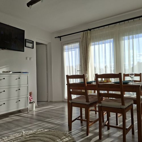 Apartament 4-osobowy na piętrze Komfort z 2 pomieszczeniami sypialnianymi (możliwa dostawka)
