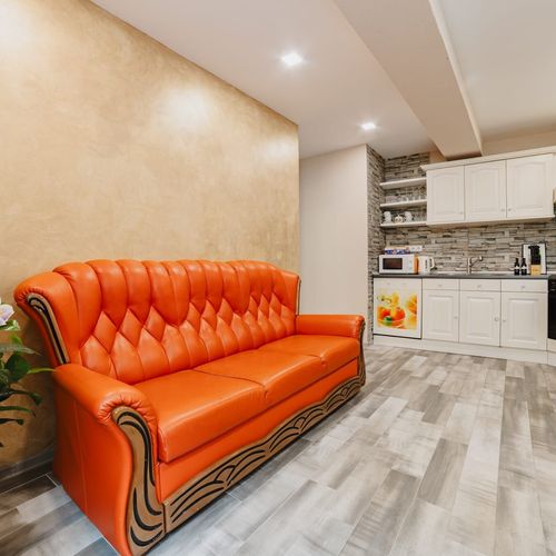 Apartament deluxe la parter cu 3 camere pentru 6 pers.
