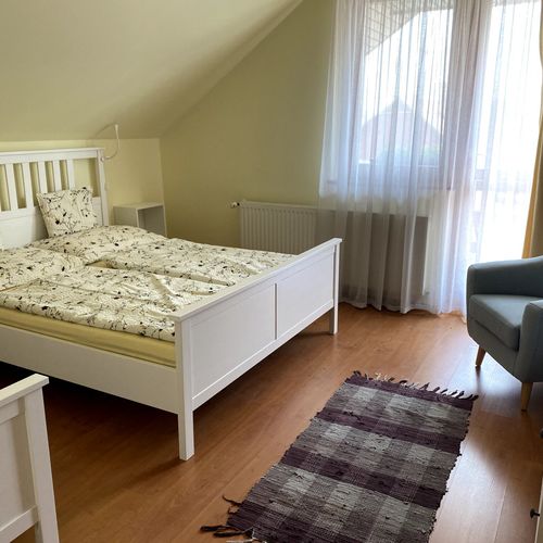 Apartament familial(ă) cu aer condiționat pentru 9 pers. (se inchirieaza doar integral)