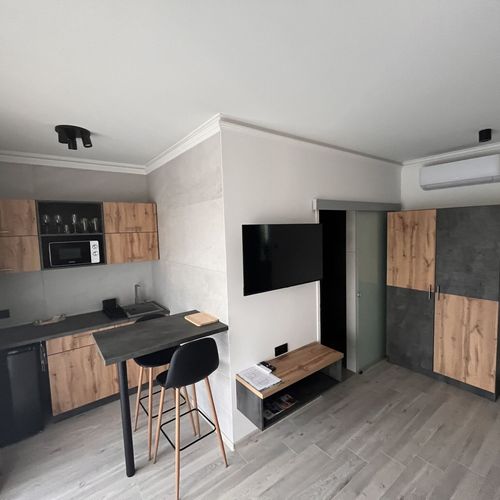 Apartament 2-osobowy na piętrze Standard z 1 pomieszczeniem sypialnianym (możliwa dostawka)