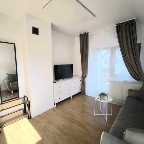 Apartament 4-osobowy na piętrze z balkonem z 1 pomieszczeniem sypialnianym