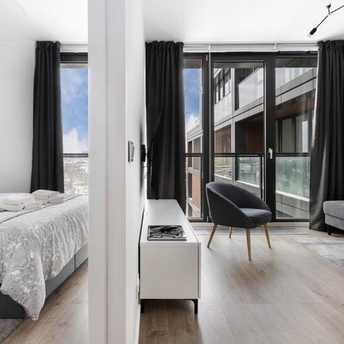Apartament la etaj cu vedere spre oraș cu 2 camere pentru 4 pers.